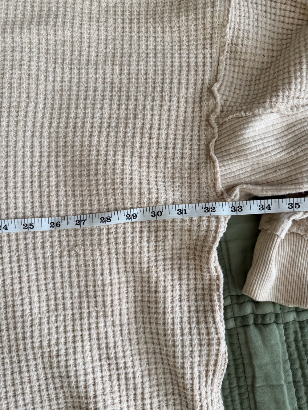 American Eagle Outfitters Big Hug Crew Neck Waffle NYC Sweatshirt - Picture 7 of 10